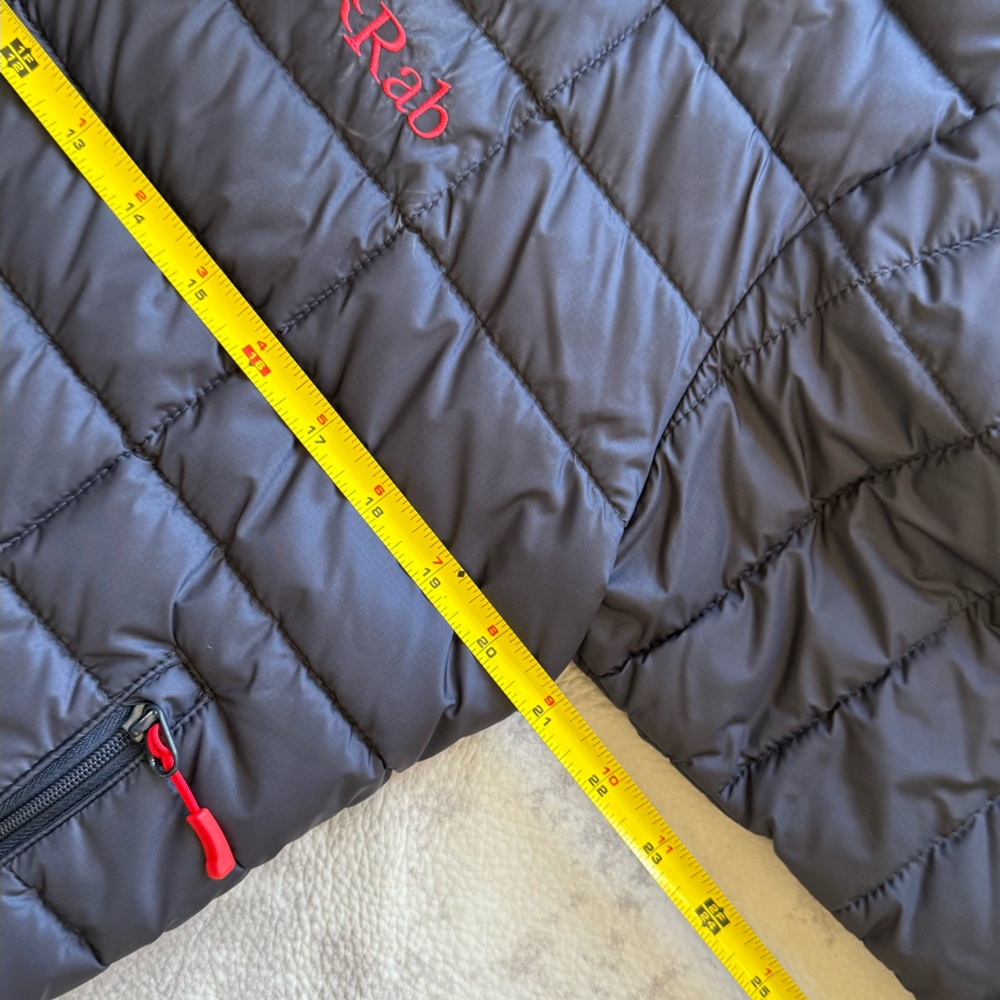 Rab Nebula insulated puffer jacket size medium - Picture 6 of 7